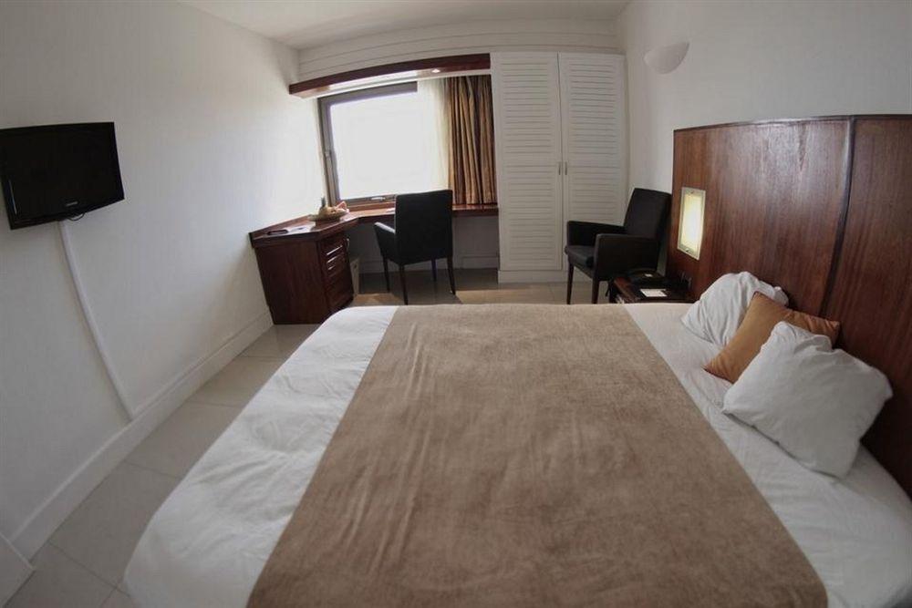 Hotel Le Saint Denis Zimmer foto